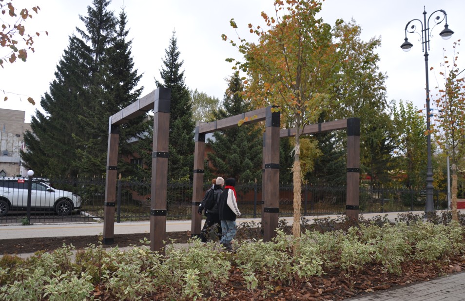 Көкшедегі «Көк шалғын»