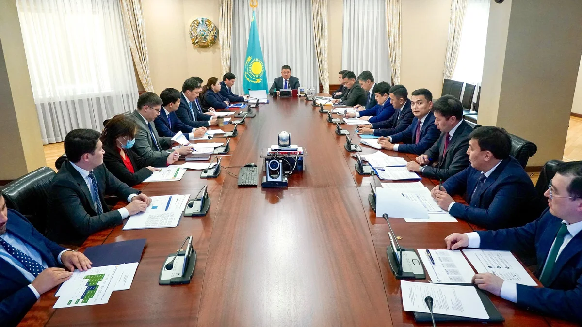 Бозымбаев энергетика саласындағы сатып алу платформасын 1 қарашаға дейін енгізуді тапсырды