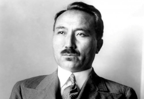 Бүгін  - Сәкен Сейфулиннің туған күні