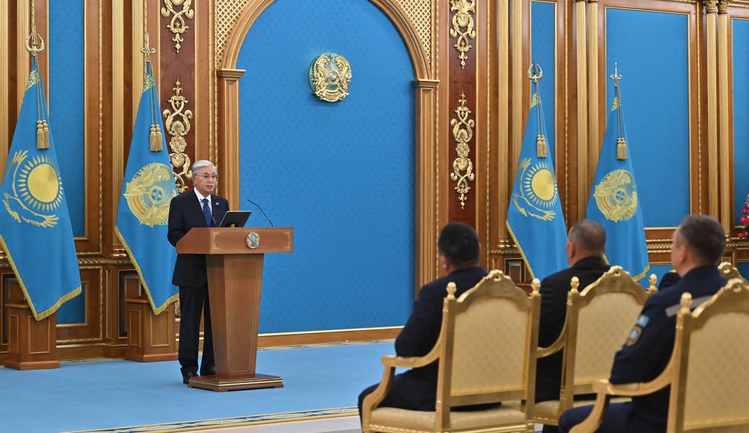 Сын сағаттағы қайсарлық үлгісі