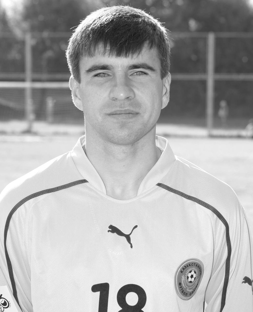 Футболшы Андрей Морев дүние салды