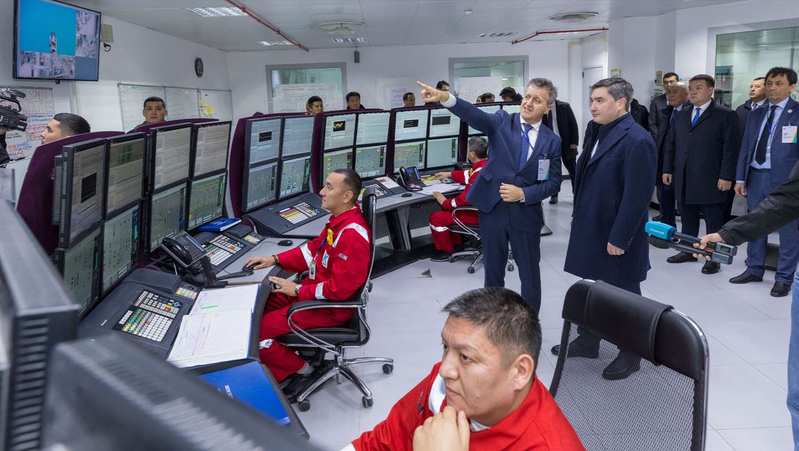 Премьер-министр БҚО-ның мұнай-газ нысандарын тексерді