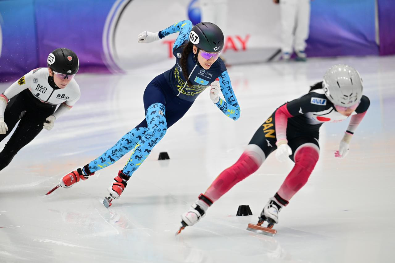 Елімізде тұңғыш рет: Шорт-тректен жасөспірімдер арасында Әлем кубогі басталды