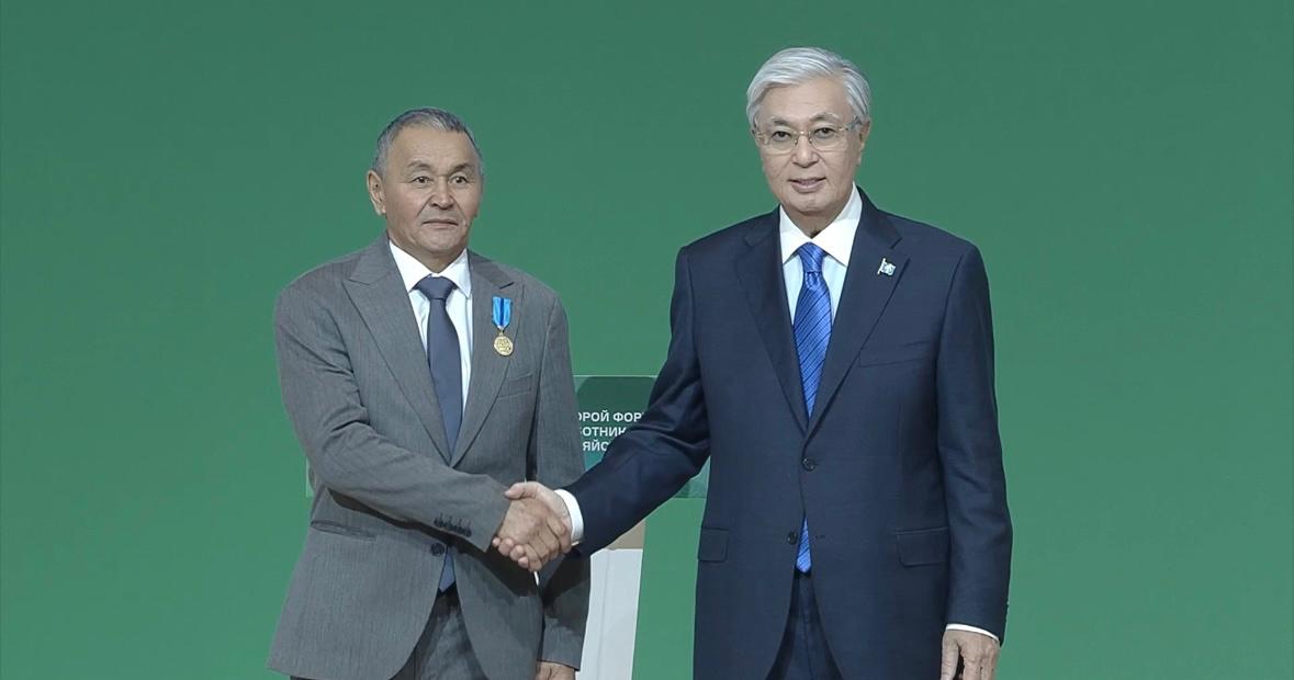 Ұлытаулық еңбеккер «Ерен еңбегі үшін» медалімен марапатталды