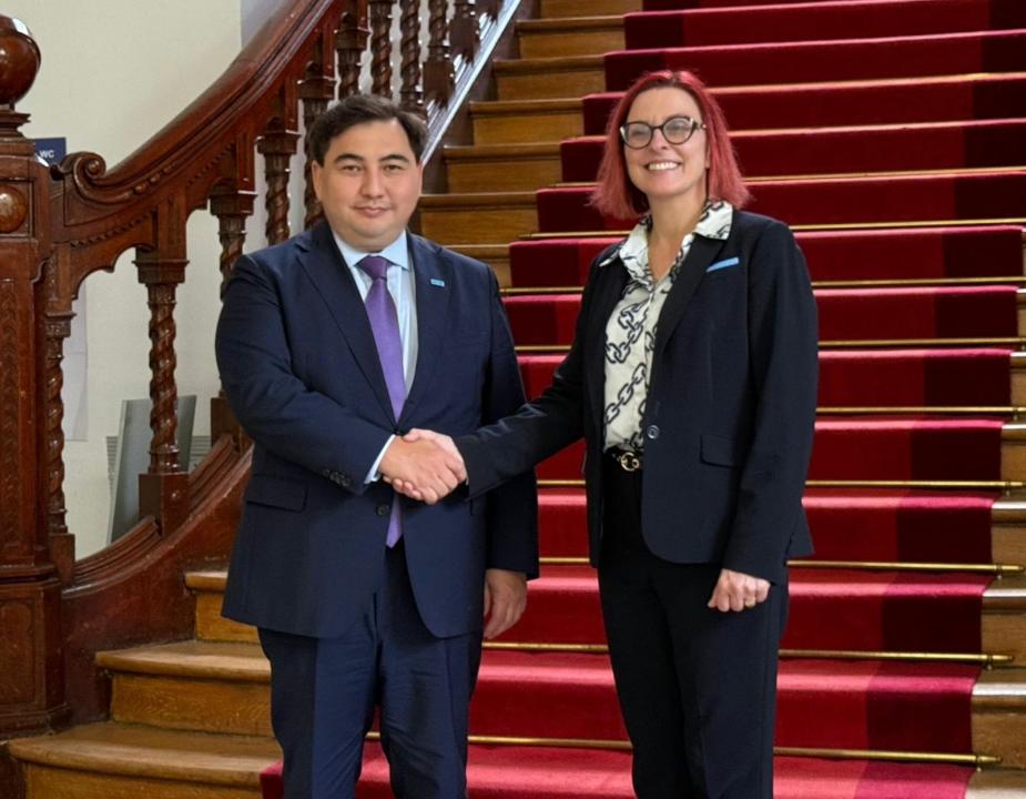 ЭЫДҰ алаңында Қазақстан мен Франция мемлекеттік қызмет саласындағы ынтымақтастықты нығайтуда