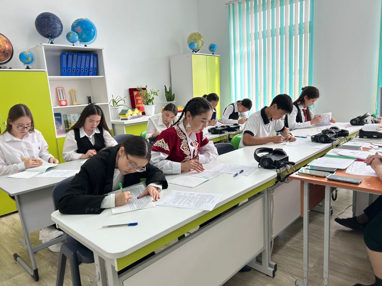 Ел ертеңіне салынған инвестиция