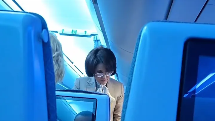 «Ешкімнің алдында ақталмаймын»: Денсаулық сақтау министрі ұшақтағы видеоға қатысты пікір білдірді