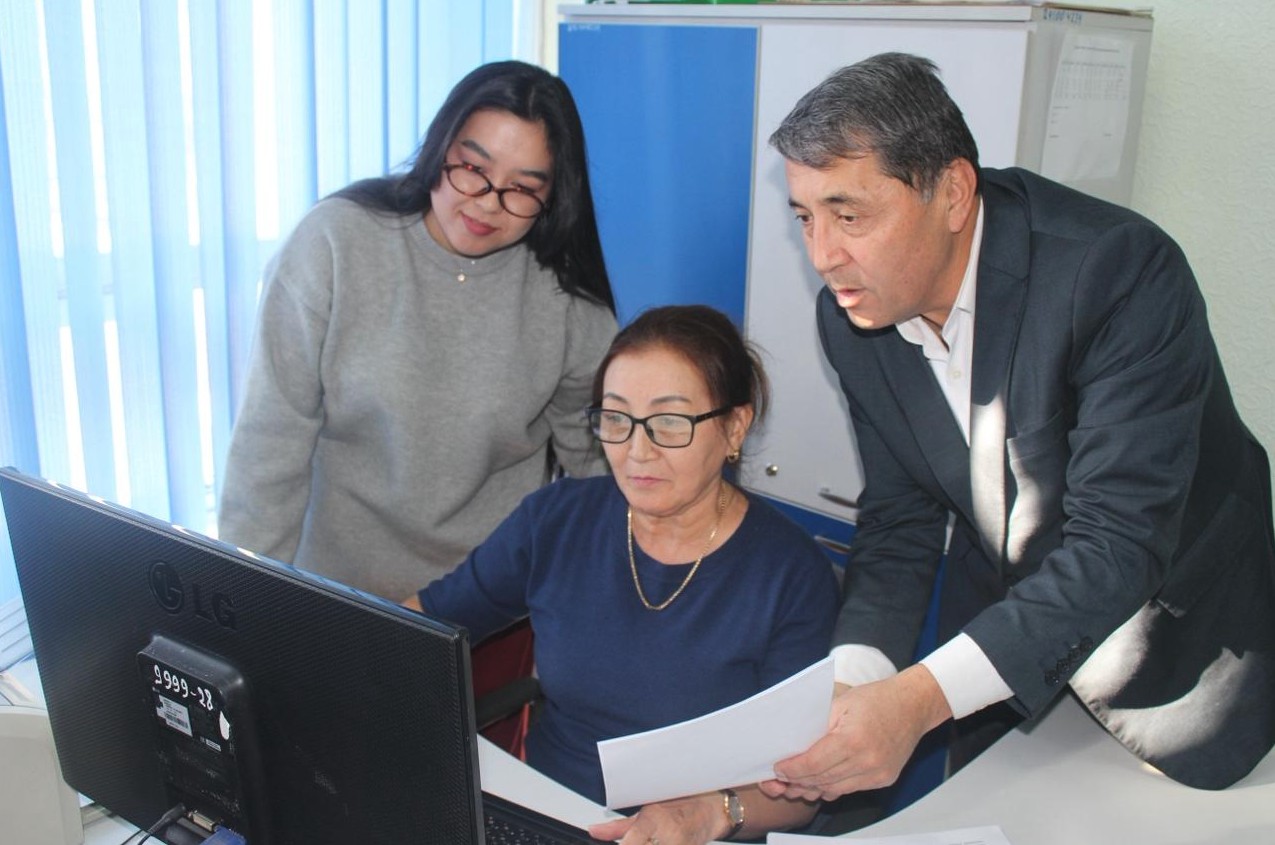 Жампоз журналист