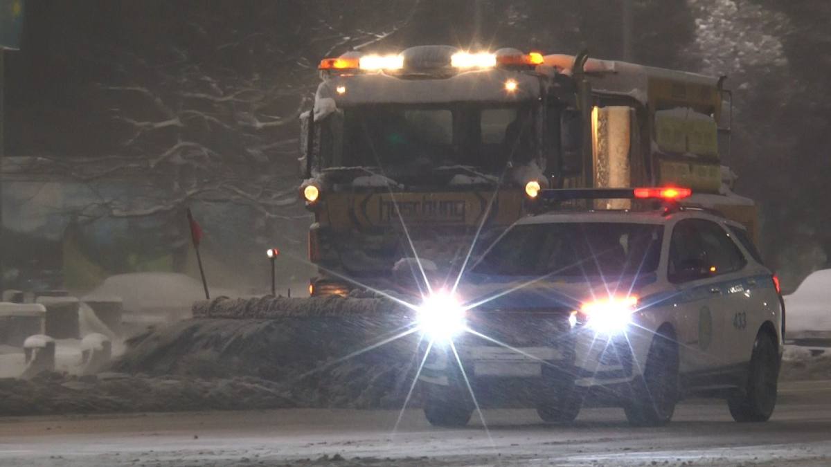 Алматыда бір түнде 58 жол апаты тіркелді