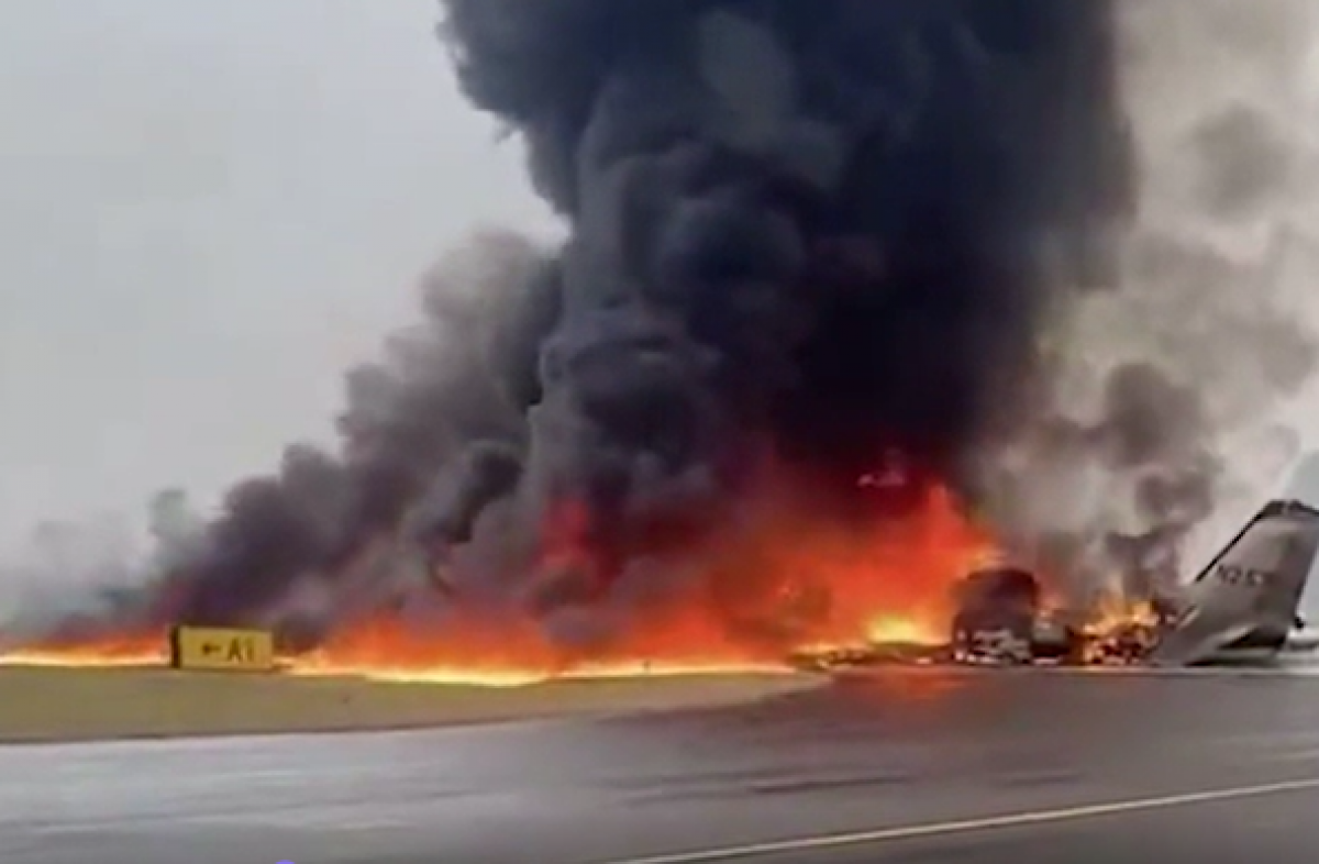 «Салонда спортшылар болған»: АҚШ-та ұшақ апатқа ұшырады