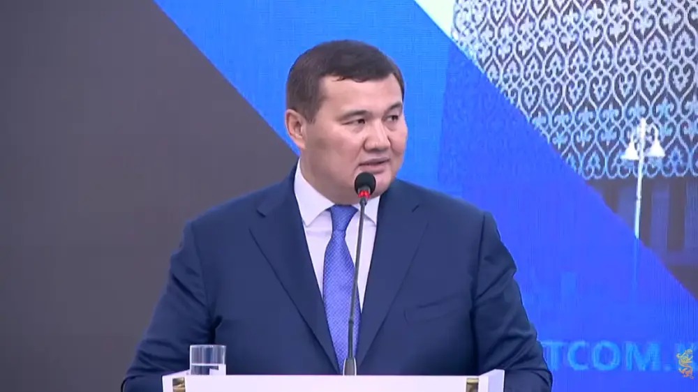 Қызылорда облысының әкімі желідегі тапсырыспен қойылған лайк пен пікірлер туралы айтты