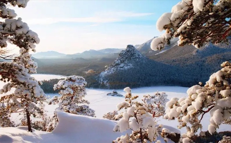 Көкшенің көркі көз тартады