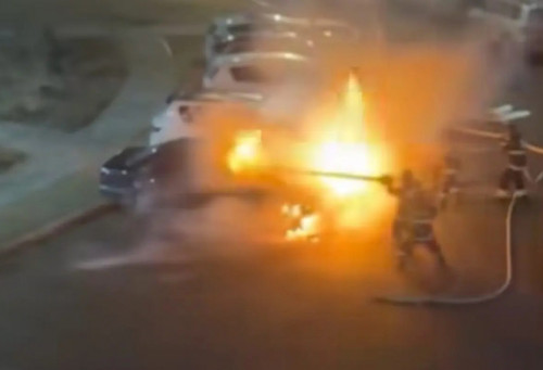 Ақтауда түнде автокөлік өртенді