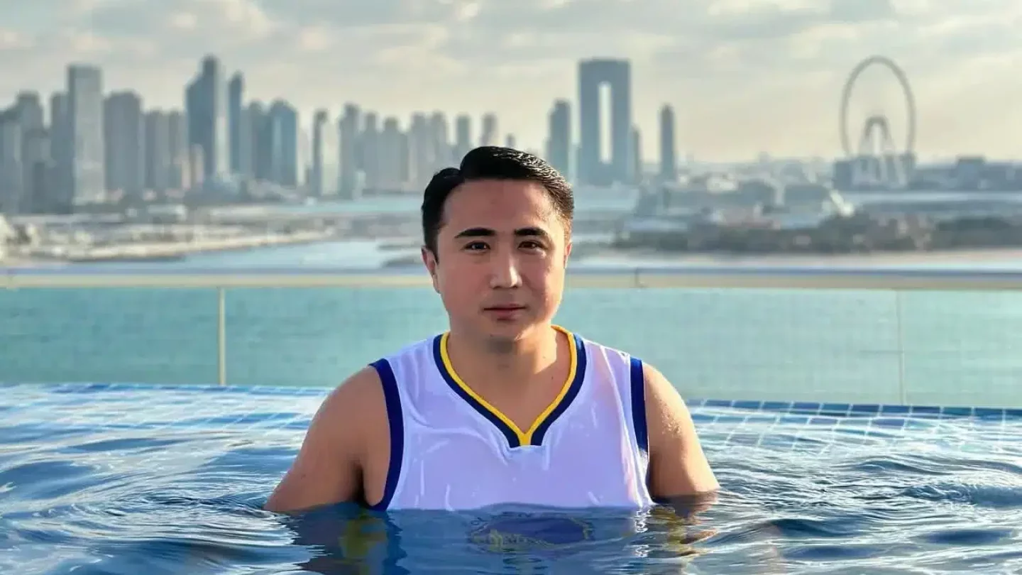 Қаржы мониторинг агенттігі блогер Қайсар Қамзаға неліктен іздеу жариялағанын айтты