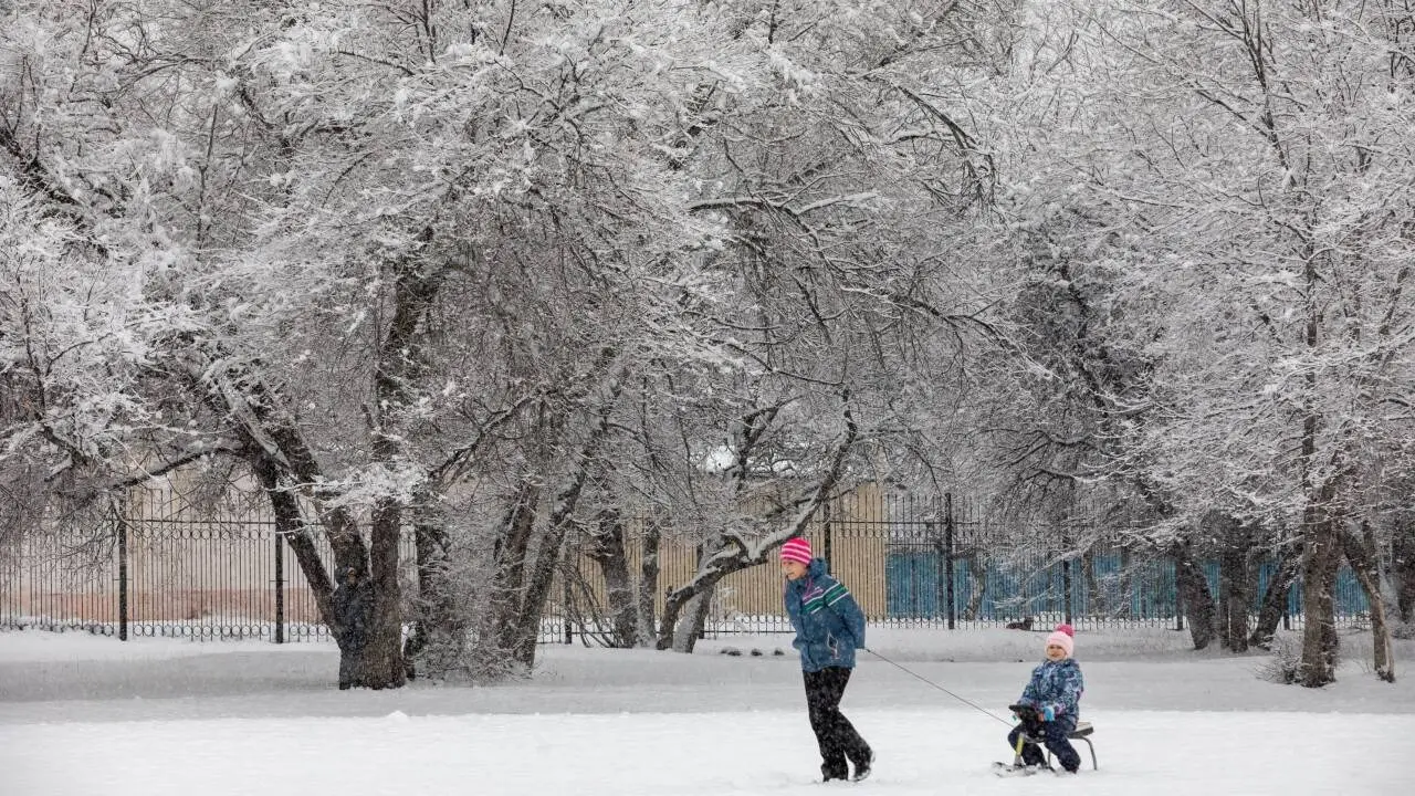 Еліміздің 16 өңірінде ауа райына байланысты дауылды ескерту жарияланды