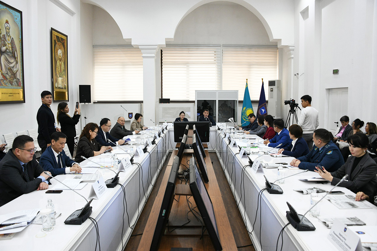 Алматыда Конституцияға енгізілетін түзетулерге қолдау білдірілді