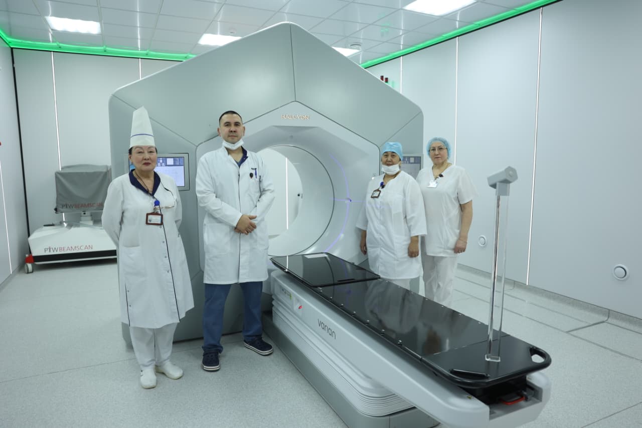 Қостанайдағы онкологиялық ауруханаға «Halcyon» желілік үдеткіші орнатылды