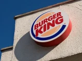 «Burger King-тегі» дау: Еңбек министрлігі тексеруді бастады