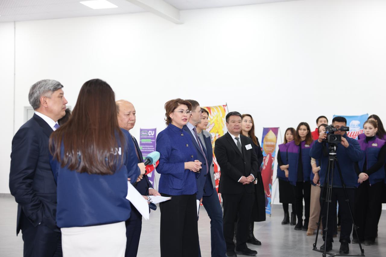 Жалпыұлттық коалиция өкілдері «Шин-Лайн» ұжымымен кездесті