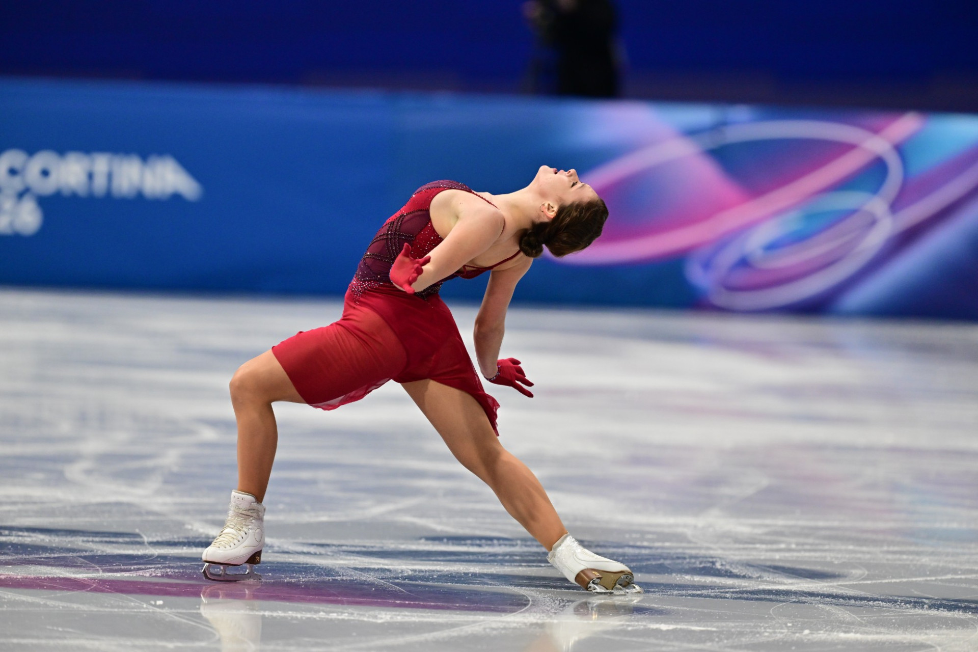 Олимпиада-2026: Софья Самоделкина мәнерлеп сырғанаудан үздік ондыққа кірді