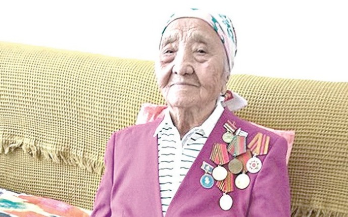 Жамбыл бабадан бата алған