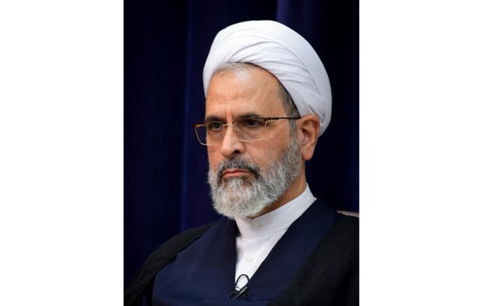 Иранда Али Хаменеидің орнына уақытша көшбасшы тағайындалды