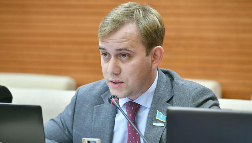 Никита Шаталов жастарды референдумға қатысуға шақырды