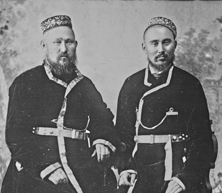 Ағайынды Дүйсен мен Дүйсенбі болыс