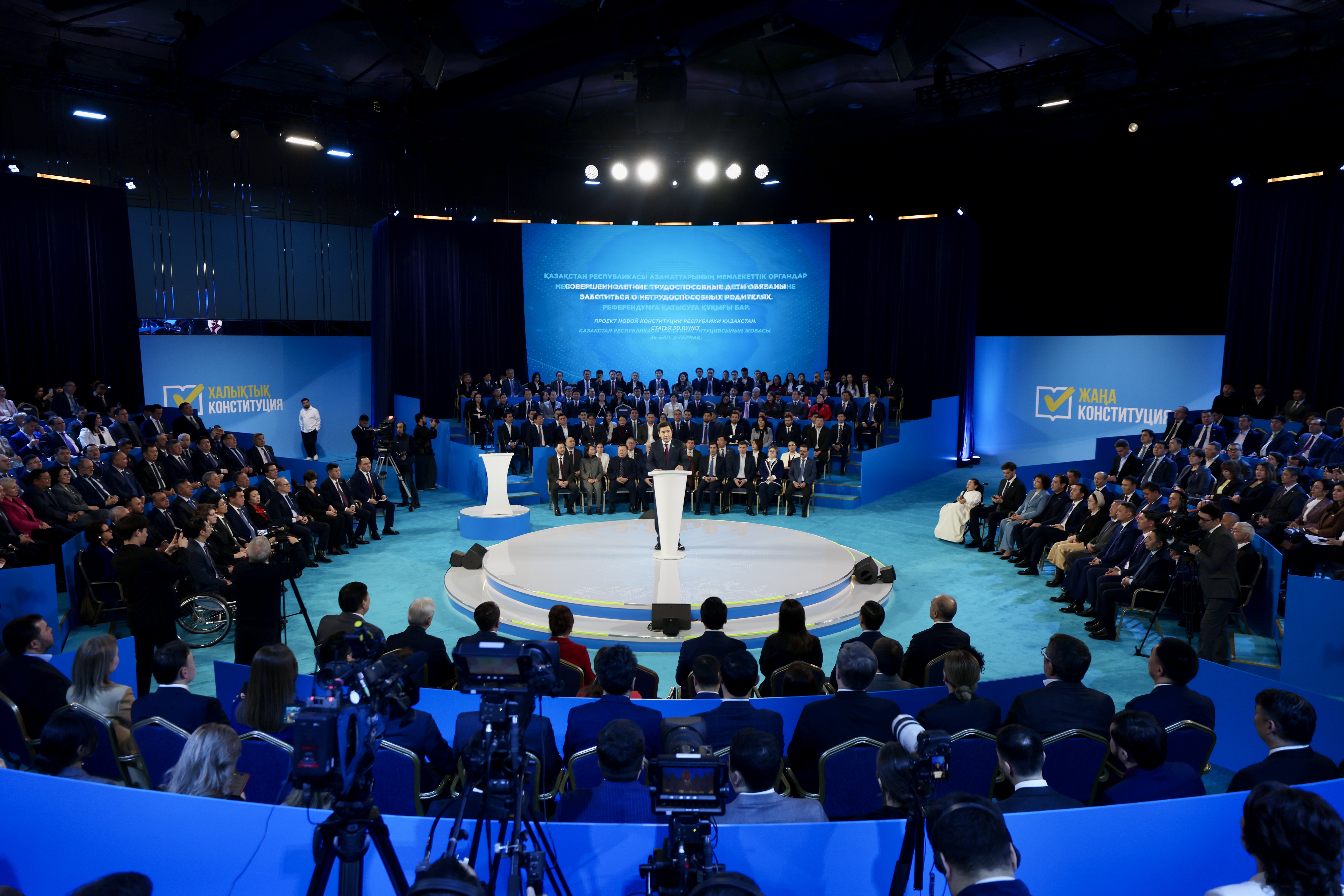 Коалиция: Президент бүкіл күшін елге қызмет етуге арнап отыр