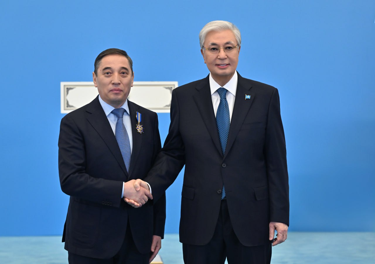 Дихан Қамзабекұлы ІІ дәрежелі «Барыс» орденімен марапатталды