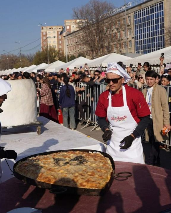 «DamDastour»: Шетелдік аспаздар Шымкент тұрғындарына ерекше дәм ұсынады