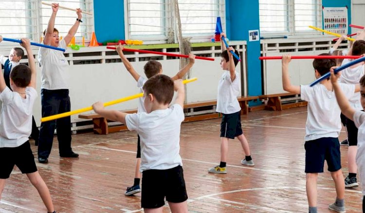 Қазақстанда 72 мың бала дене шынықтыру сабағынан босатылған