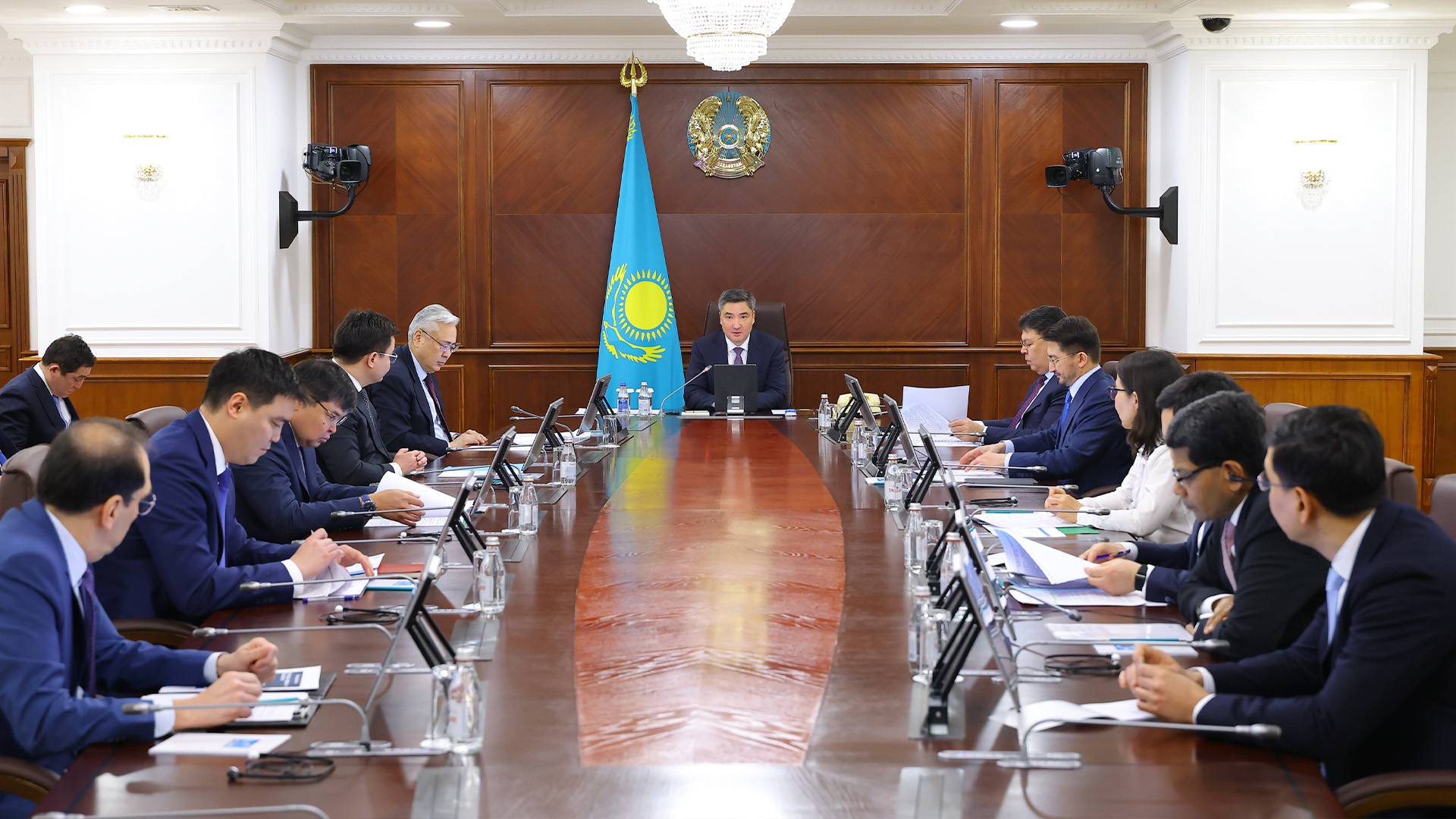 Олжас Бектенов: Инфляция деңгейін төмендету саясаты жалғасады