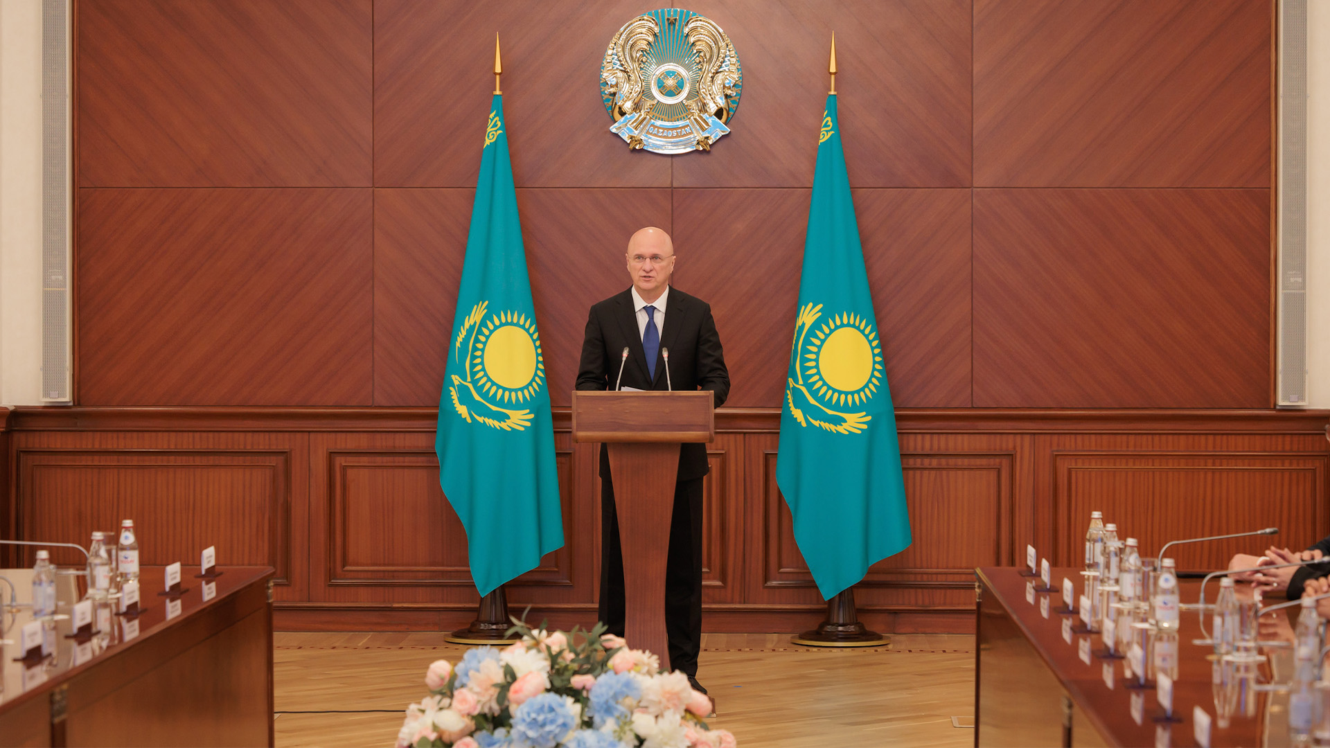 Таяу Шығыс елдерінен қазақстандықтарды эвакуациялаған азаматтар марапатталды