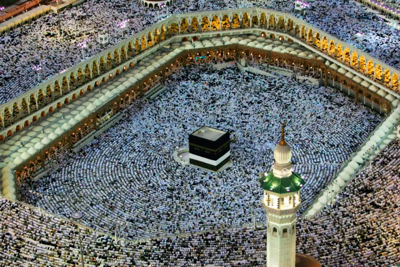 Қажылық сапары: Ел азаматтары үшін қауіпсіз әуе бағыттары ұйымдастырылады