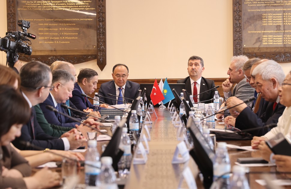 Биік бауырластықтың аманат жыры