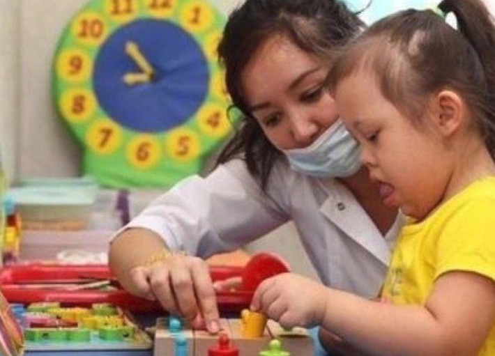 Қамкөңіл жандарды қолдаған еріктілер