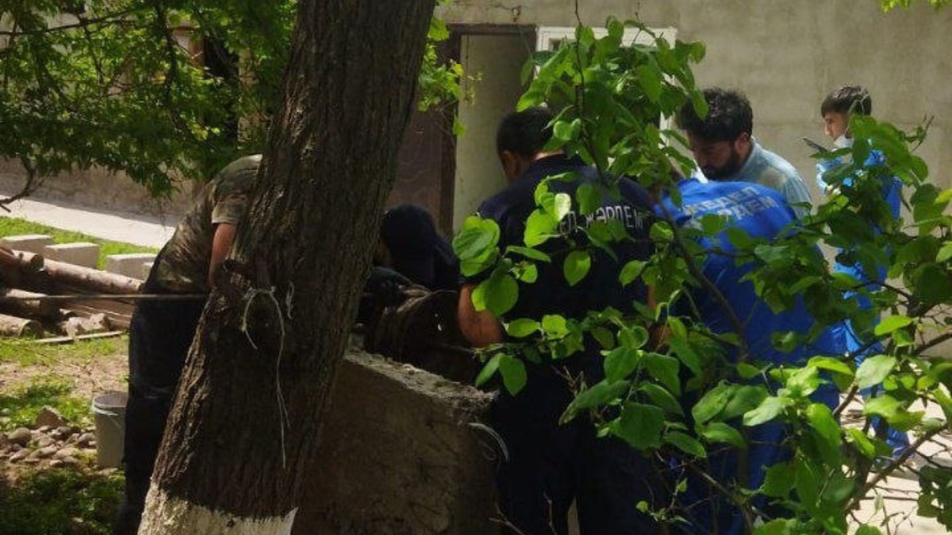 Шымкентте екі жасар қыз 24 метрлік құдыққа құлап кетті