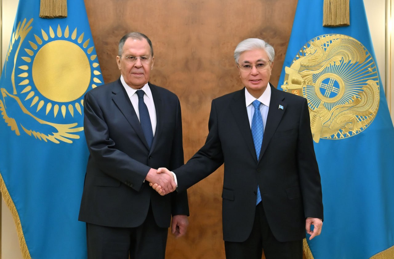 Путин Қазақстанға келеді: Тоқаев Ресейдің Сыртқы істер министрімен кездесу өткізді