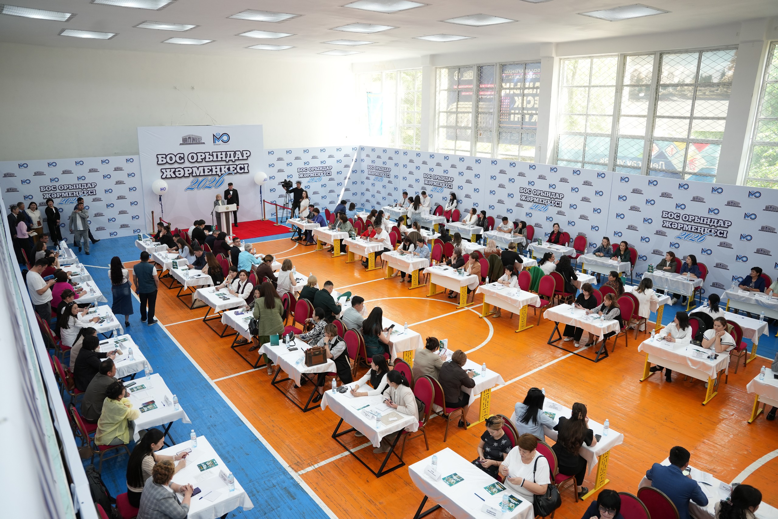 Абай университетінде бос жұмыс орындары жәрмеңкесі өтті