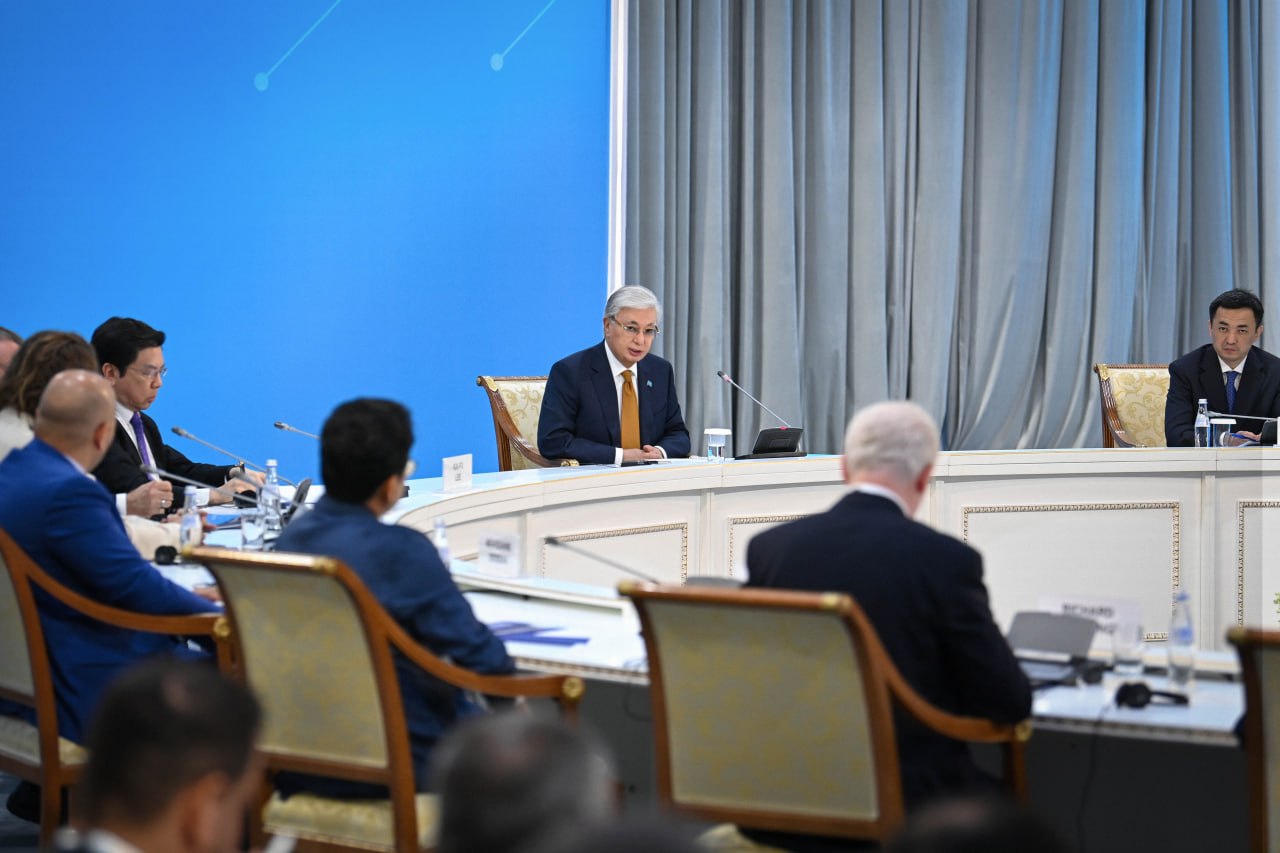 Қазақстан криптохабқа айналады: Президент Үкімет пен Ұлттық банкке шұғыл тапсырма берді