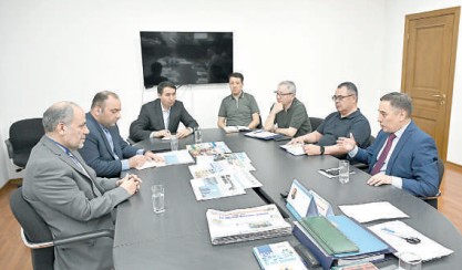 «Қазақ газеттері» басшылығы Иран елшісімен кездесті