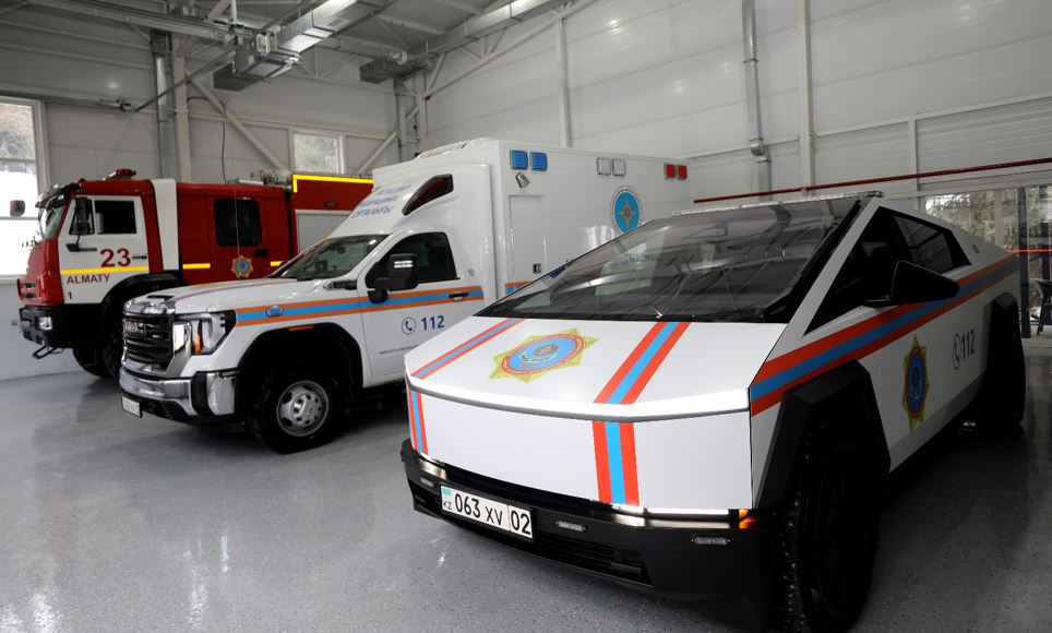 Қазақстанда Tesla Cybertruck базасындағы көліктер алғаш рет штабтық қызметтерге қолданылады