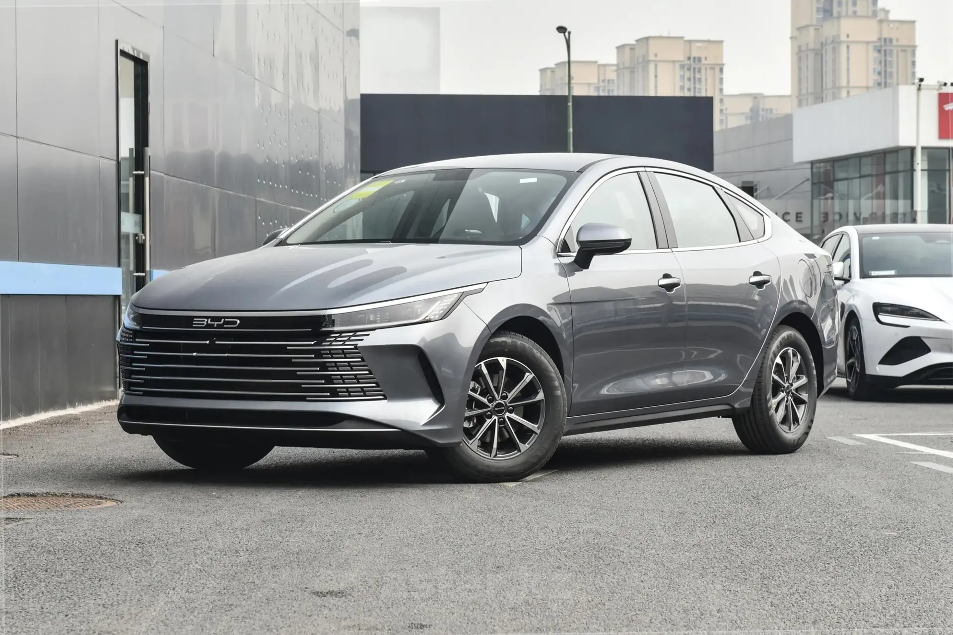 «30 минуттық қуат»: BYD көліктерінің иелері неге дабыл қақты?
