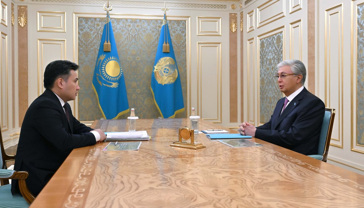 Президент Еңбек және халықты әлеуметтік қорғау министрі Асқарбек Ертаевты қабылдады